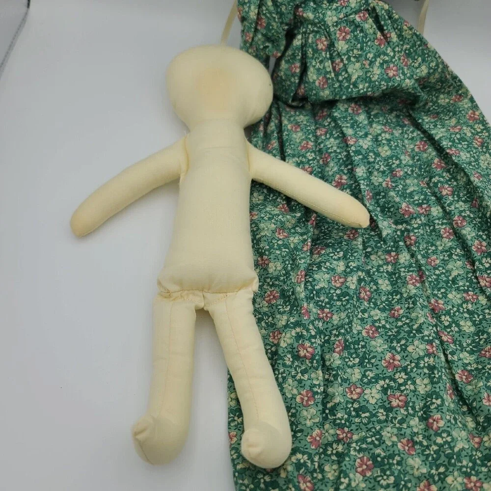 Unbranded cloth dolls